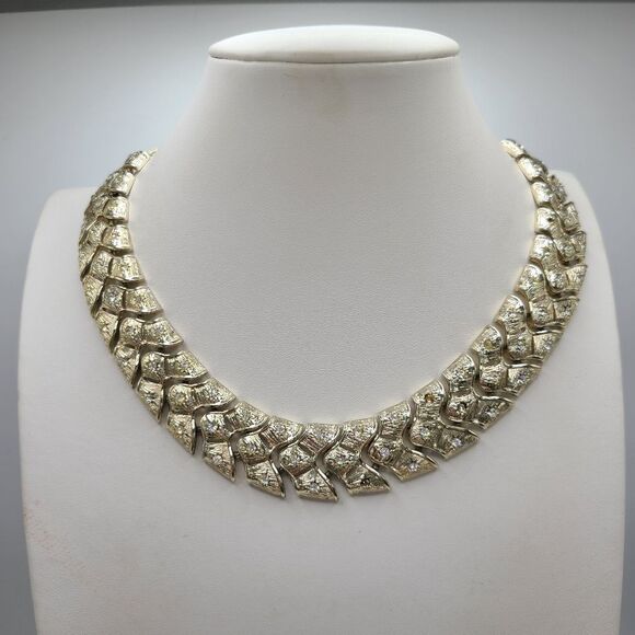 Vintage CORO Goldtone Rhinestone Necklace, Adjustable Length - Picture 8 of 10